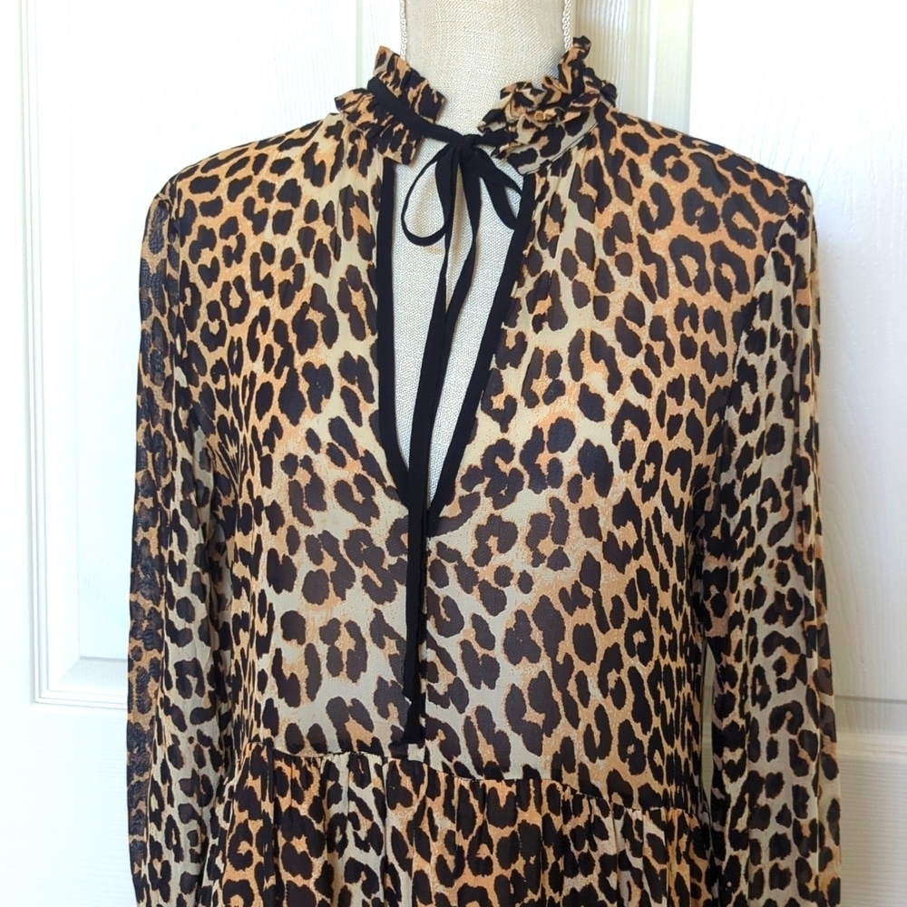 GANNI Fairfax Georgette Short Dress in Leopard - Picture 4 of 10
